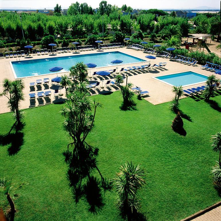 African Beach Hotel-Residence Manfredonia Exteriör bild
