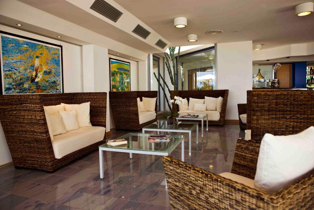 African Beach Hotel-Residence Manfredonia Exteriör bild