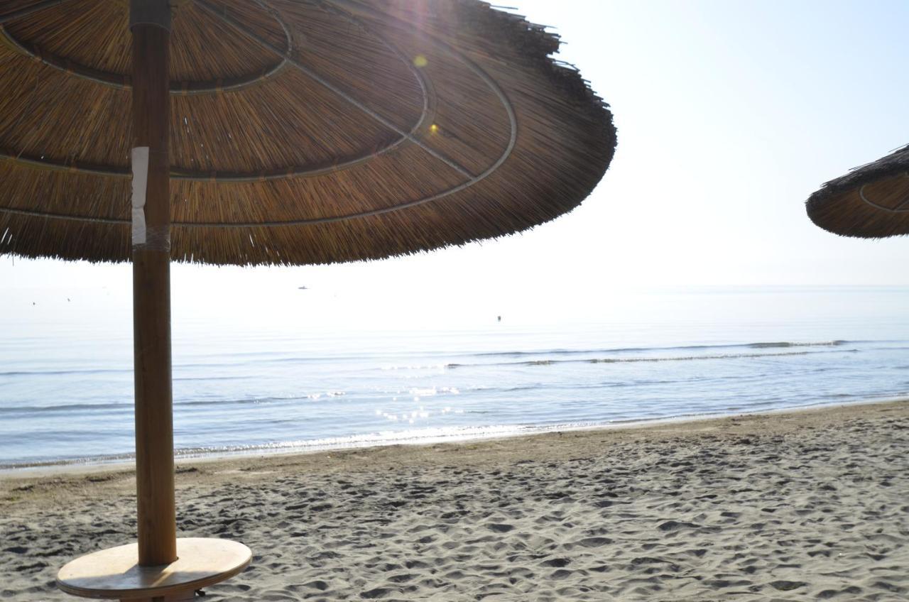 African Beach Hotel-Residence Manfredonia Exteriör bild