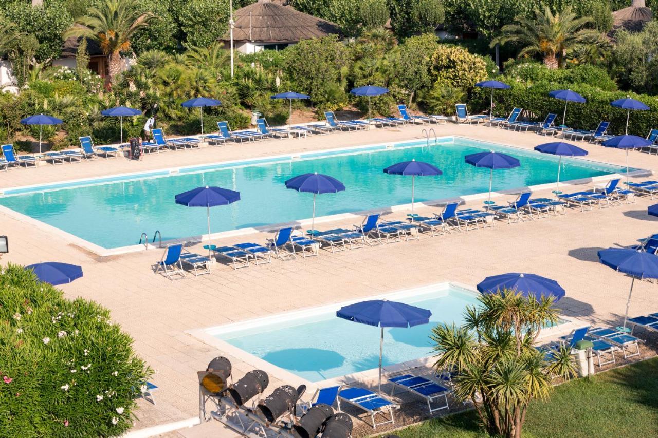 African Beach Hotel-Residence Manfredonia Exteriör bild